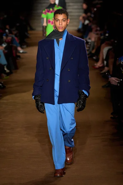 Look 31